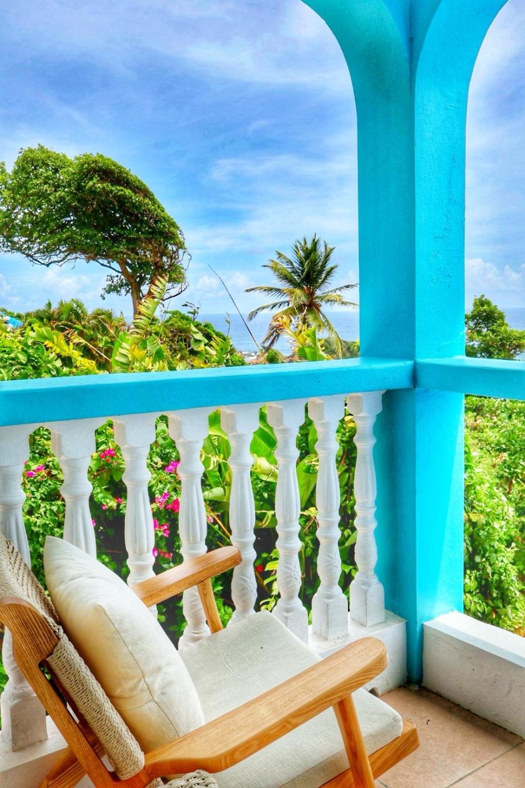 Blue Whale Villa Calibishie Exterior photo